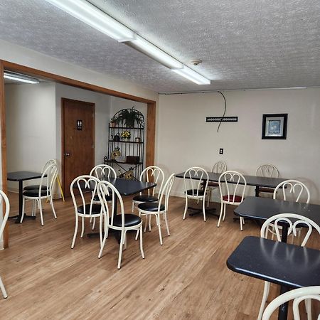 Westspring Inn - Westlake Cleveland Zewnętrze zdjęcie