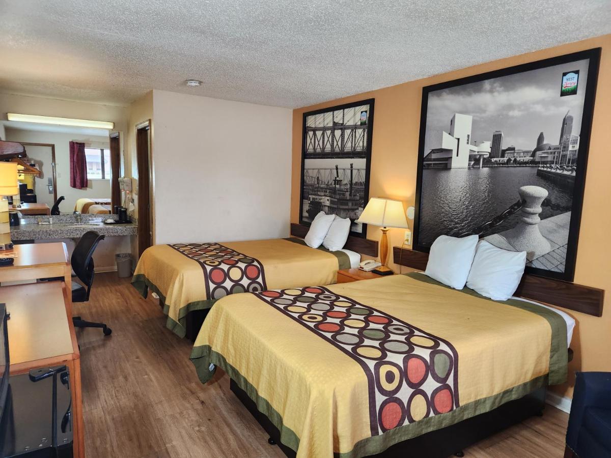 Westspring Inn - Westlake Cleveland Zewnętrze zdjęcie