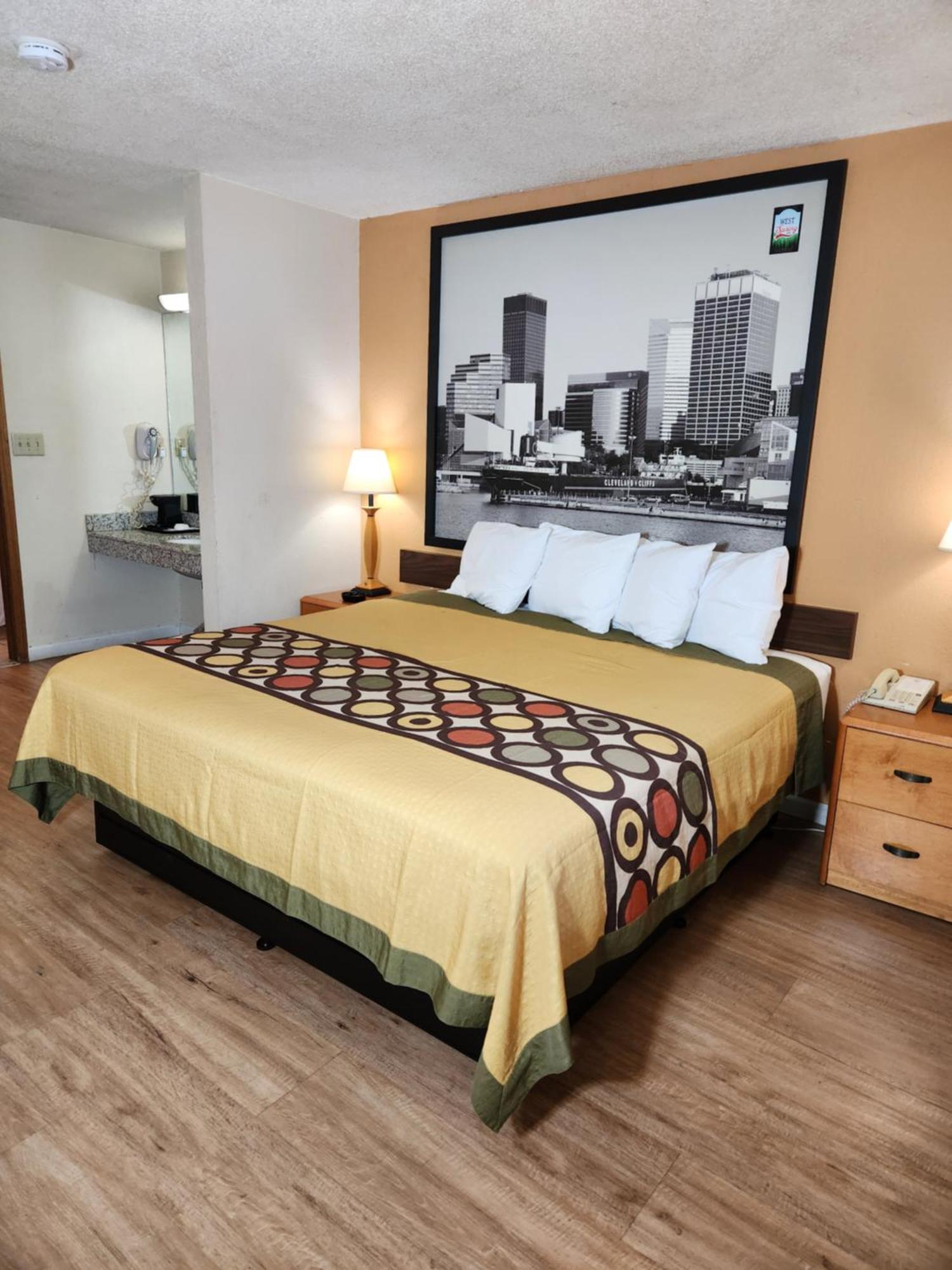 Westspring Inn - Westlake Cleveland Zewnętrze zdjęcie